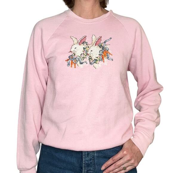 80s Easter Bunny Cross stitched Pink Screen Stars Sweatshirt - Picture 1 of 4